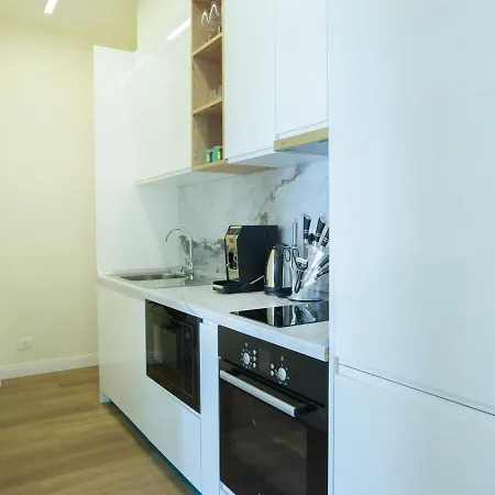 Luxury Near Arena Stadium Τίρανα