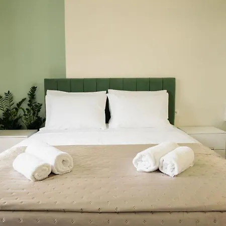 Luxury Near Arena Stadium Τίρανα